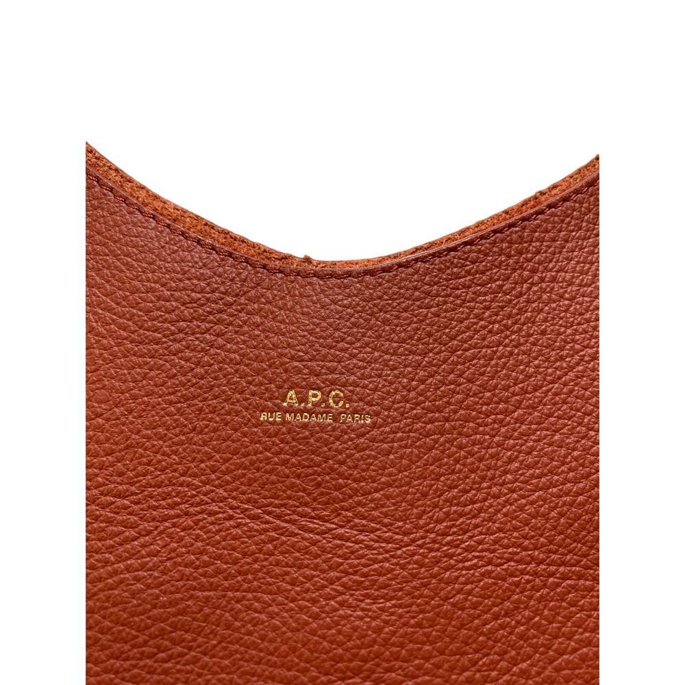 A.P.C. Leather Le Neige Tote Bag in Rhum - Picture 3 of 12